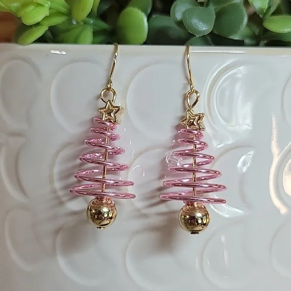 PINK COIL TREE CHRISTMAS EARRINGS - Picture 7 of 8